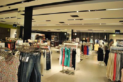 乾县商场里的店面怎么装修？